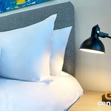 דאנדי Central Serviced Apartments - Cosy 1 Bedroom - Walk Away From City Quay V&A - Walk To Bus And Train Station - Easy Access To City Centre - Fast Wi-Fi - Fully Equipped - Weekly & Monthly Stay Offers מראה חיצוני תמונה