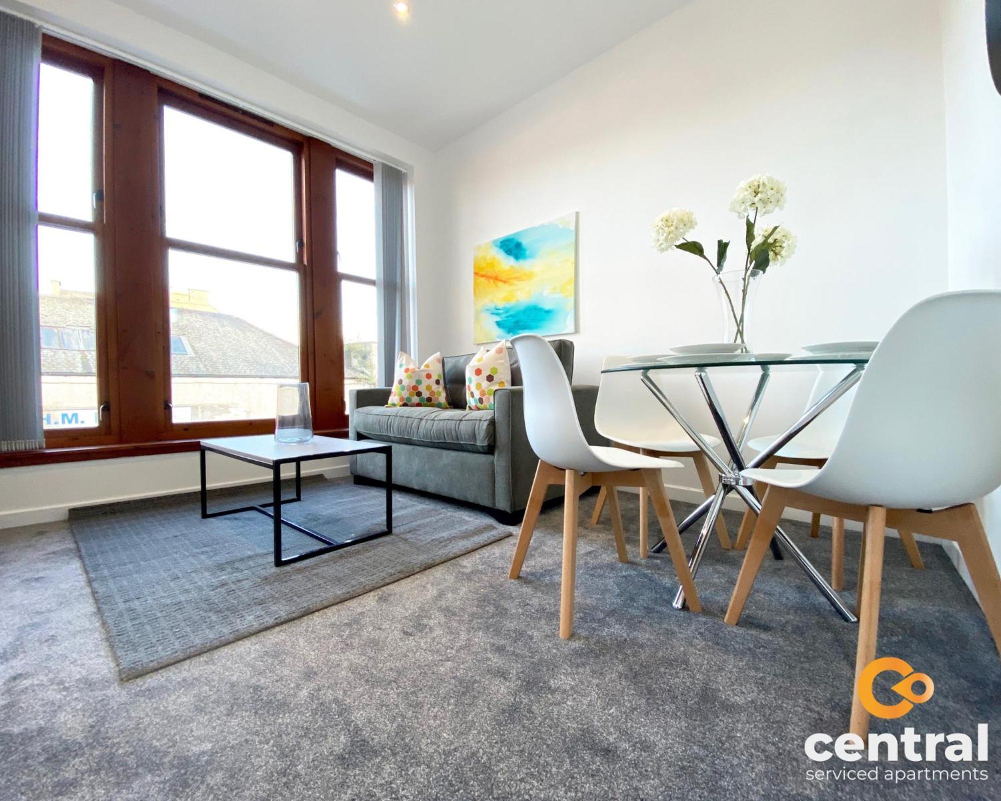 דאנדי Central Serviced Apartments - Cosy 1 Bedroom - Walk Away From City Quay V&A - Walk To Bus And Train Station - Easy Access To City Centre - Fast Wi-Fi - Fully Equipped - Weekly & Monthly Stay Offers מראה חיצוני תמונה